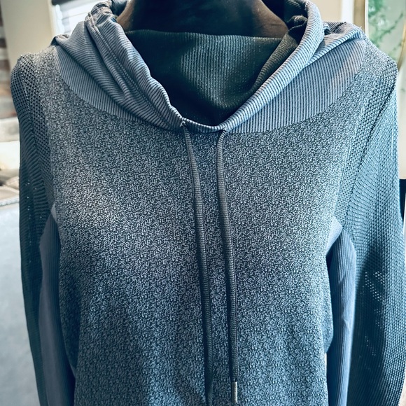 Under Armour Dark Blue Pullover Hoodie - Picture 2 of 5